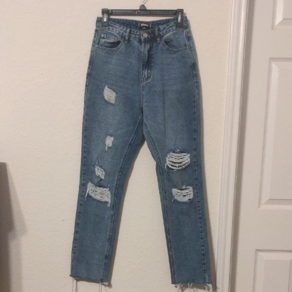 Missguided Women's Blue Distressed Straight Leg High Rise Jeans.Size 6R